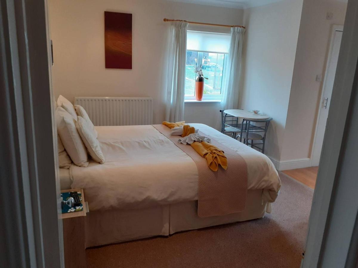 Villa Hogwarts Bed And Continental Breakfast Sheerness Camera foto